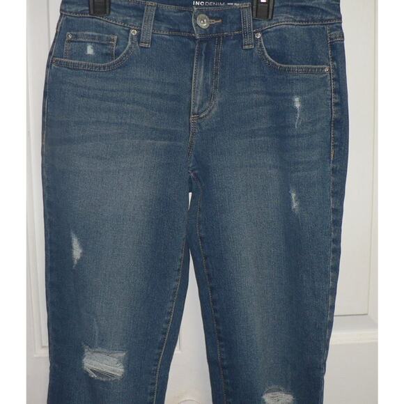 INC International Concepts Curvy MidRise Ripped Straight-Leg Blue Jeans 0/25 $70 - Picture 10 of 12